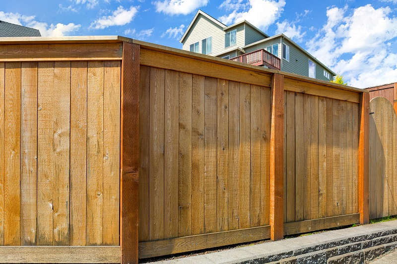 Fence Repair Services from Excellent American Painting & Handyman Service