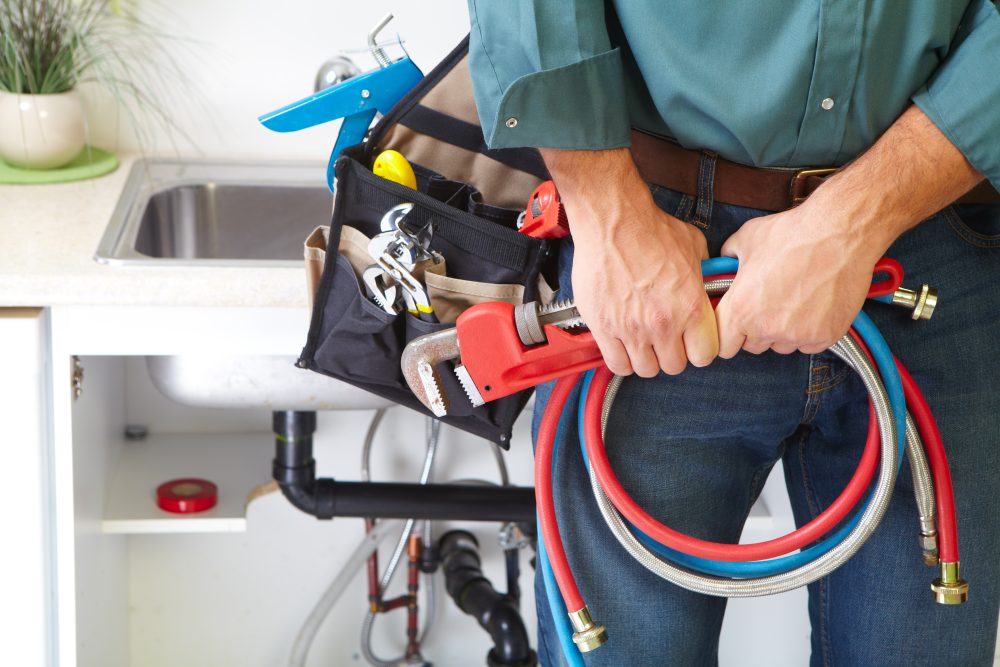 The Benefits of Hiring a Professional Handyman